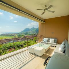 Miramar 5D 3 bdr Ocean View in Los Suenos