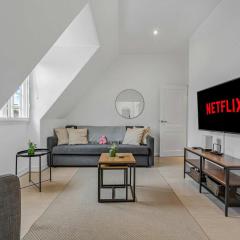 Mortimer's Mood - Fitzrovia - by Frankie Says