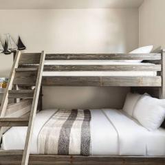 The Reel Deal, Luxury Family Cabin by Alpine Slide