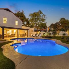 Desert Escape Minutes from Shopping, Dining & Golf