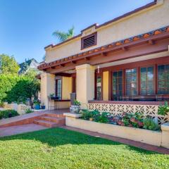 Walk to Hollywood Blvd Chic LA Studio with Patio!