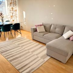 #KONTULA Spacious top-floor apt with free parking