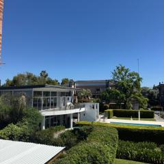 Hermoso depto cercano a hospital austral y usal