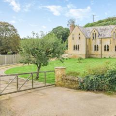 4 Bed in Bridport 58847
