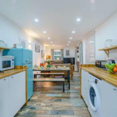 4 Bed in Gosforth 85807