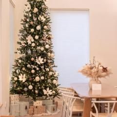 Modern Lux Holiday Coastal Home, 1mi to Historic Downtown Nights of Lights, Fire Pit, King Beds