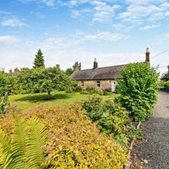 2 Bed in Nr Amble CN049