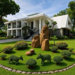 Lâm Viên Hotel & Retreat