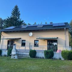 Doppelferienhaus am See & Wald