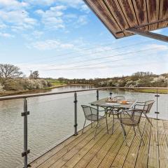 4 Bed in East Cowes 94556