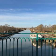 Le Cersois,proche Canal du Midi, environnement paisible et parking privé