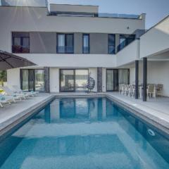 Villa Elena
