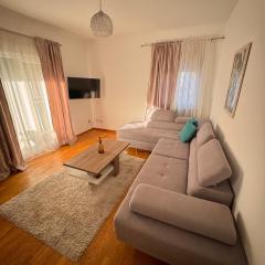 Bright & Modern Apartment in City Kvart