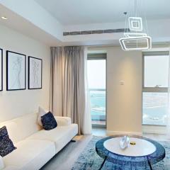 Luxurious Apartment with Stunning Views