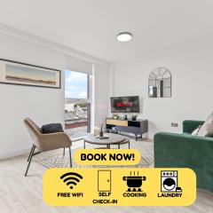 Modern 2BR Urban Nest In Salford, Manchester for 4
