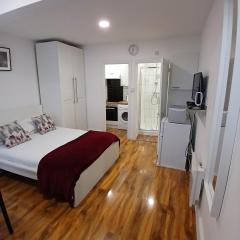 Whitehorse Gated Studio Apartment 1
