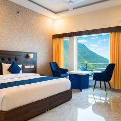 Hotel The HSR With Rooftop Cafe, Mussoorie