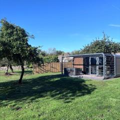 Glamping Pod with Hot Tub in Orchard