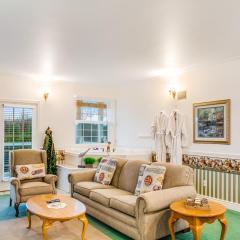 The Chattanooga at Judith Ann Inn