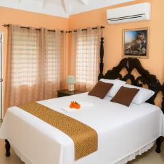 Tropical Escape in Richmond with Pool & Gym Perfect Paradise Getaway Sleeps 7 Perfect for Families
