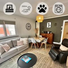 Appartement avec balcon au coeur des commerces et de la Plage de Berck