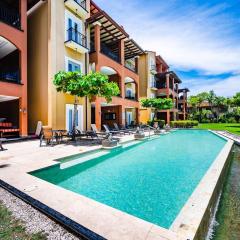 Beachfront Easy Beach access, security & cameras