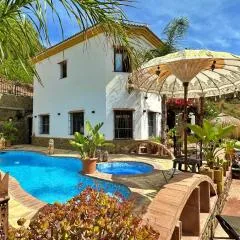 Villa Malaga con Jacuzzi Piscina vallada Barbacoa By AndaraHolidays