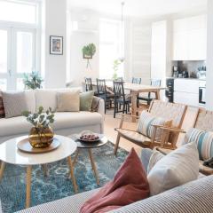 Luxury Penthouse, Sauna, Balcony, AirCon