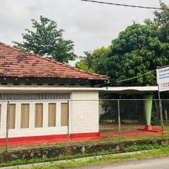 Ceylon Grand Airport Tourist Accommodation