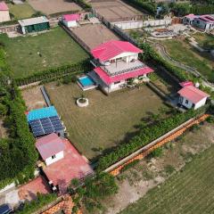 Farm House Noida 135