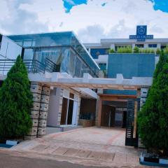 Royal Crown Hotel
