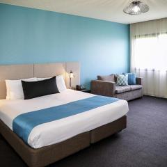 Mantra Melbourne Melton