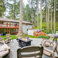 Hot Tub and Fireplace Peaceful Anderson Island Home