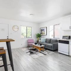 Sunny 1 Bedroom in the Heart of Venice Beach - #1