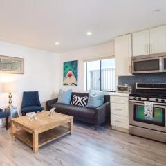 Sunny 1 Bedroom in the Heart of Venice Beach - 2