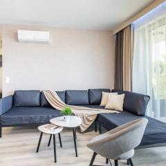 New central apartment with balcony