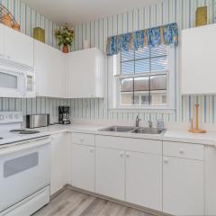 Salt-Tee Retreat, Barefoot Golf, Golfers Welcome