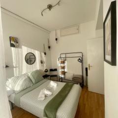 DOMUS I Cozy Apt -20 min from Colosseum