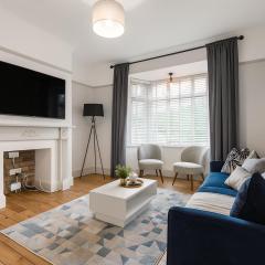 Stunning 3 bed in Bristol - Parking
