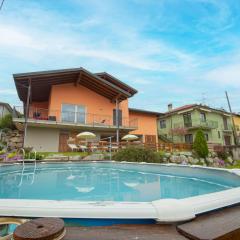 Villa Laura Private Pool and Garden - Happy Rentals