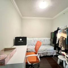 Stylish 1BR Suite in Yaletown Downtown Core