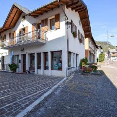Gorgeous Apartment In Lamon With Wifi