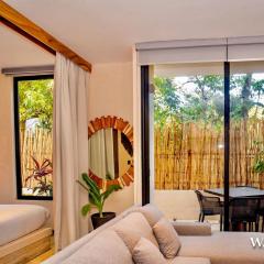 Natural Lighted Boho Chic Studio with Private Pool by Waves