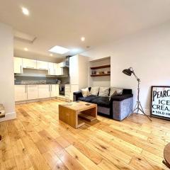 Flat 3, Waterloo Apartments