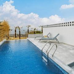 Pohang Unieui Bada Poolvilla