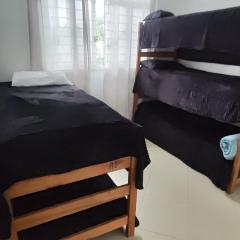 Cama Quarto Compartilhado Hostel Pousada Tijucas Lua Encantada