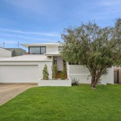 Torquay Point White-Water Retreat