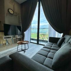 D Pristine 4 bedder apartment 2325 opp legoland