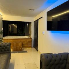 Apartamento con jacuzzi cerca al parque de poblado