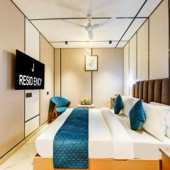 J Residency Near Nizamuddin Railway Station